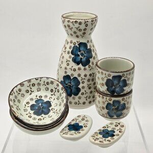 Japanese Import 7 Piece Sake Set Carafe 2 Sake Cup 2 Side Bowls 2 Chopstick Rest